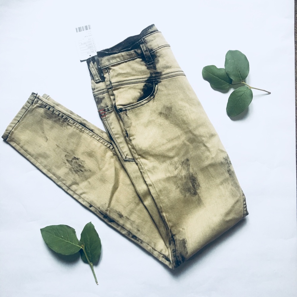 NEW BDG jeans